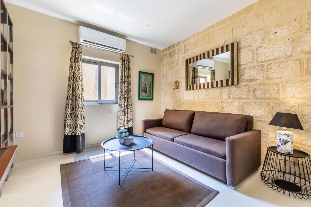 Valletta Bastions Seafront House Extérieur photo