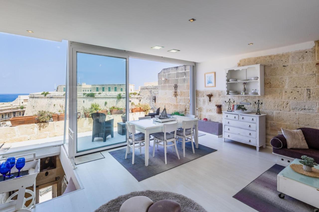 Valletta Bastions Seafront House Extérieur photo
